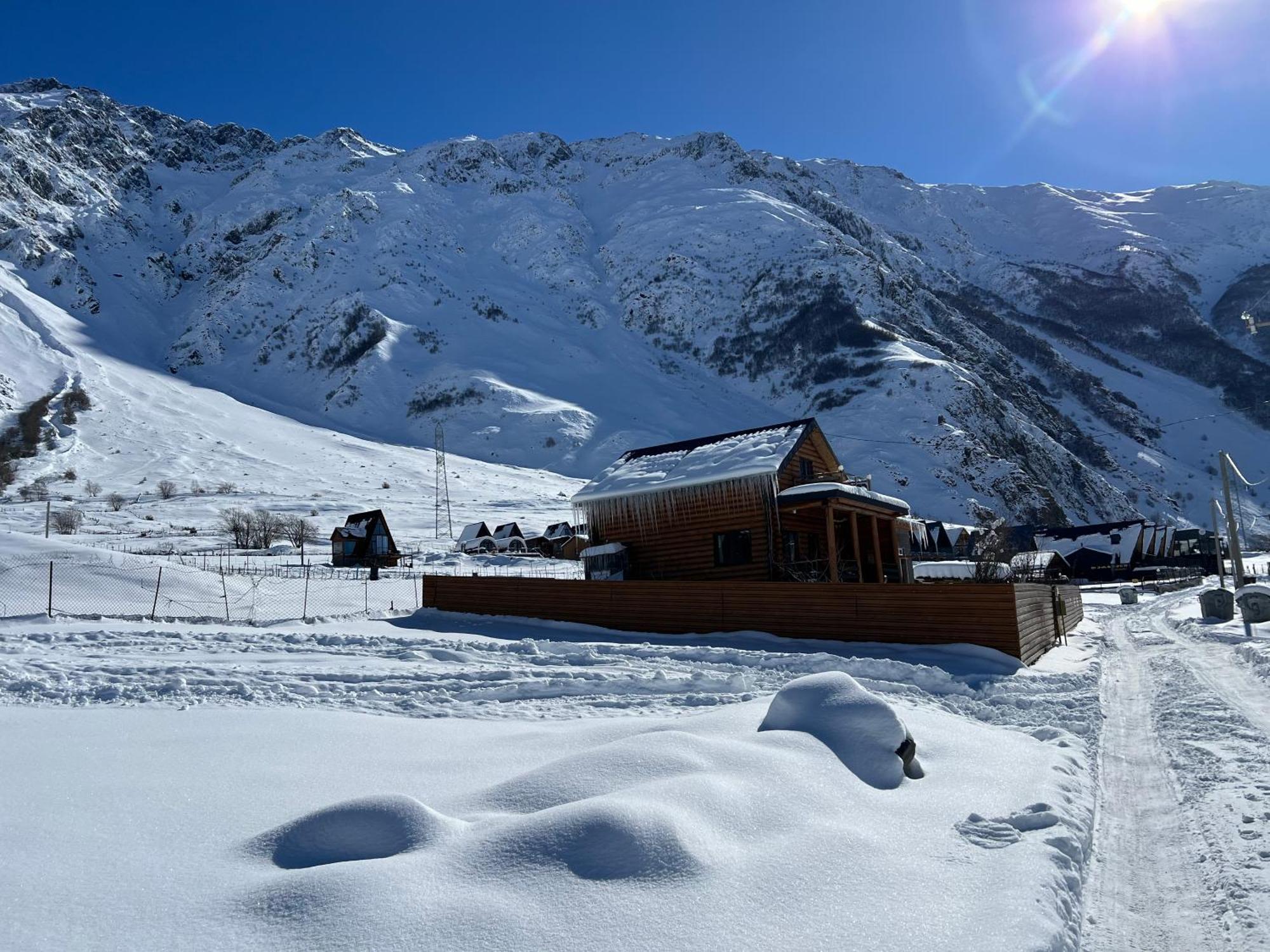 Вилла Old Hut Казбеги Экстерьер фото