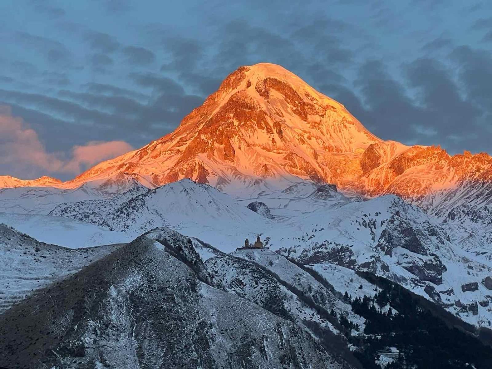 Вилла Old Hut Казбеги Экстерьер фото